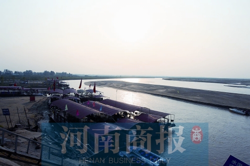 鄭州黃河邊上多數(shù)“漁家樂”均無船檢、合格證等