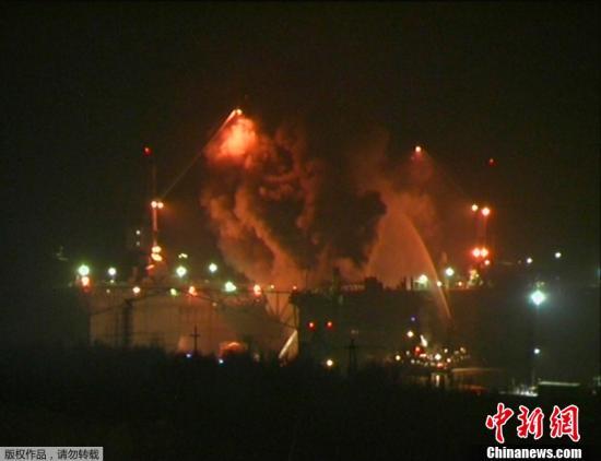 資料圖：2011年12月29日晚間，俄羅斯摩爾曼斯克州一艘名為“葉卡捷琳堡”號的核潛艇起火。