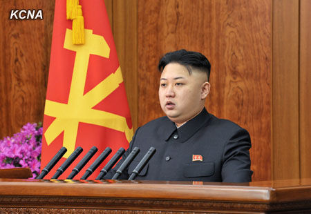 據(jù)朝中社報道，朝鮮最高領導人金正恩1日發(fā)表2013年新年賀詞。