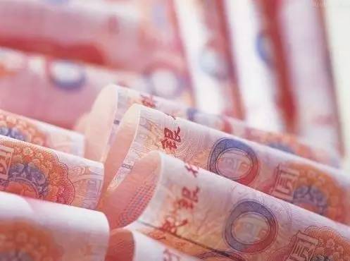 對增收潛力大、帶動能力強(qiáng)的7大群體（技能人才、新型職業(yè)農(nóng)民、科研人員、小微企業(yè)創(chuàng)業(yè)者、企業(yè)經(jīng)營管理人、基層干部隊伍、有勞動能力困難群體）實(shí)施激勵計劃，推出差別化收入分配激勵政策，帶動城鄉(xiāng)居民實(shí)現(xiàn)總體增收。
