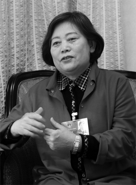 代表檔案：王繡 全國人大代表、洛陽博物館名譽(yù)館長