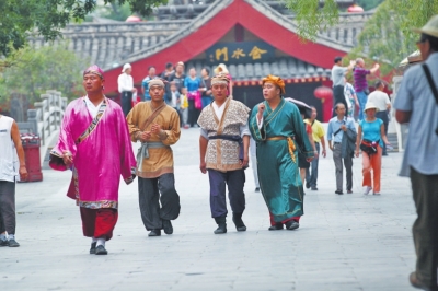 景區(qū)不漲價(jià)，希望游客玩得開(kāi)心。