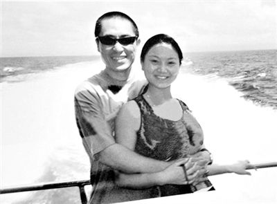 張藝謀與現(xiàn)任妻子陳婷。資料圖片