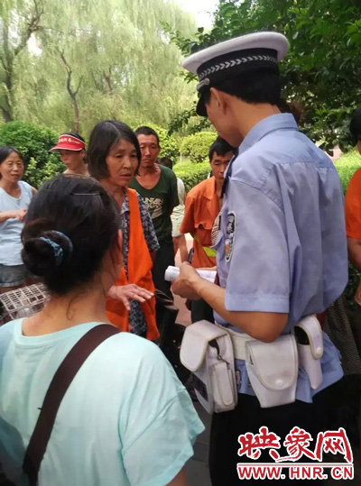 令人憤怒的是，這名老太太竟然報警說“她被環(huán)衛(wèi)工打了”