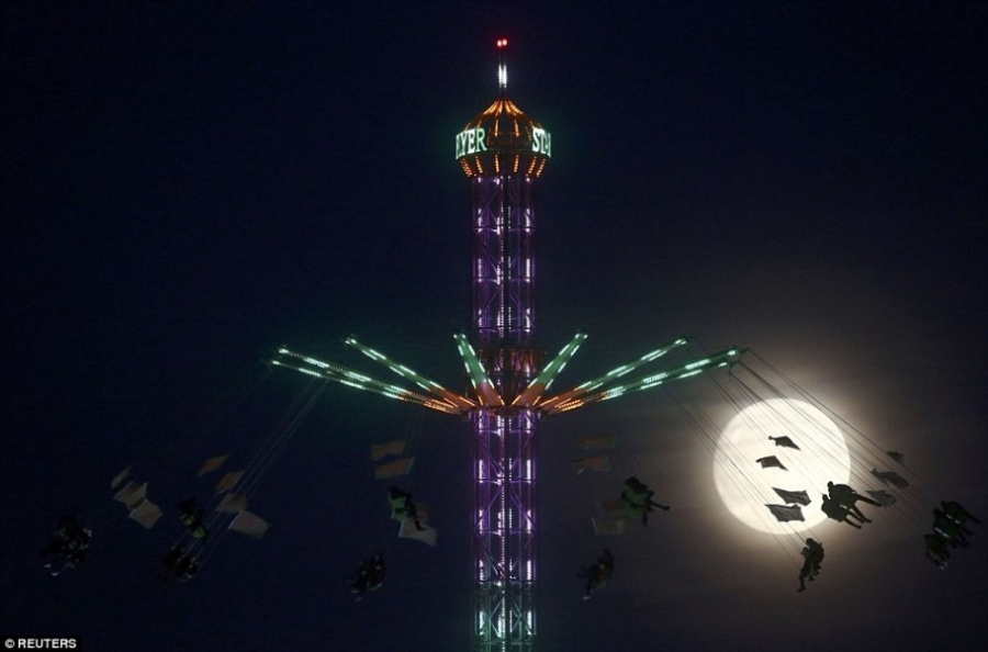 68年來最大！今晚夜空上演超級月亮