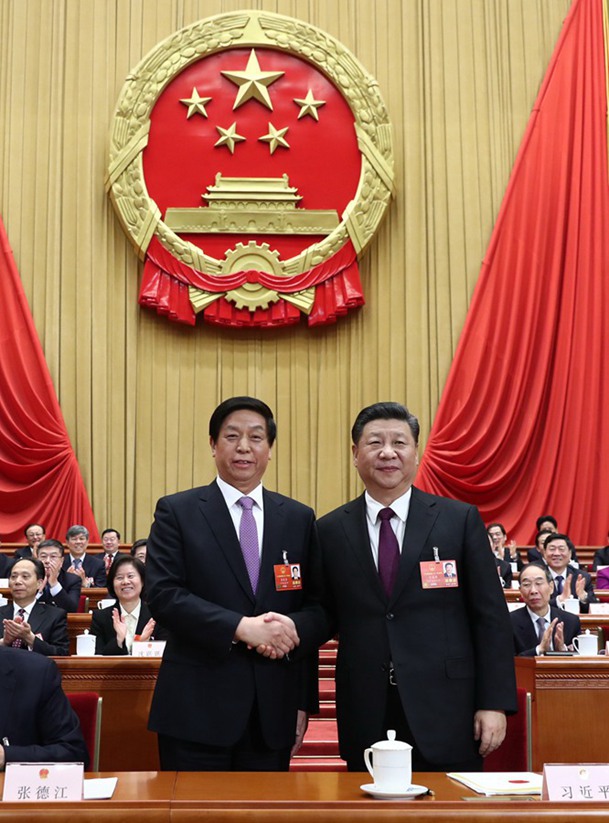 習(xí)近平當(dāng)選國家主席、中央軍委主席