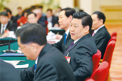 2014年3月9日，習(xí)近平參加十二屆全國(guó)人大二次會(huì)議安徽代表團(tuán)的審議。